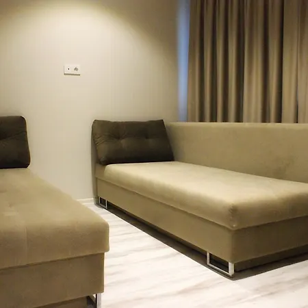 Karya Hotel